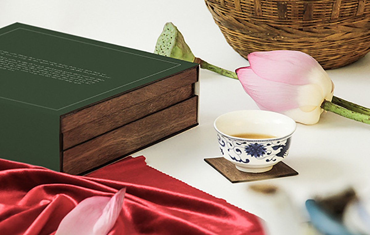 高端月餅品牌包裝設(shè)計案例，品牌設(shè)計，品牌包裝設(shè)計，高端品牌設(shè)計，月餅包裝設(shè)計，月餅品牌包裝案例，深圳品牌設(shè)計，左右格局