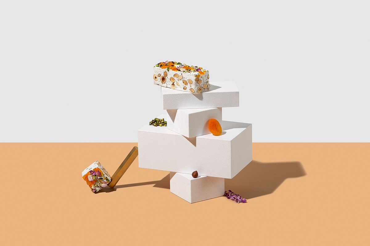 牛扎糖（食品）品牌形象設(shè)計(jì)和品牌官網(wǎng)設(shè)計(jì)，品牌設(shè)計(jì)，品牌形象設(shè)計(jì)，品牌官網(wǎng)設(shè)計(jì)，食品品牌設(shè)計(jì)，牛扎糖品牌，深圳品牌設(shè)計(jì)，左右格局