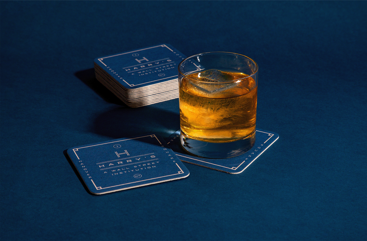 深圳餐飲品牌設(shè)計，高檔餐飲設(shè)計，餐飲全案設(shè)計塑造，西餐廳設(shè)計
